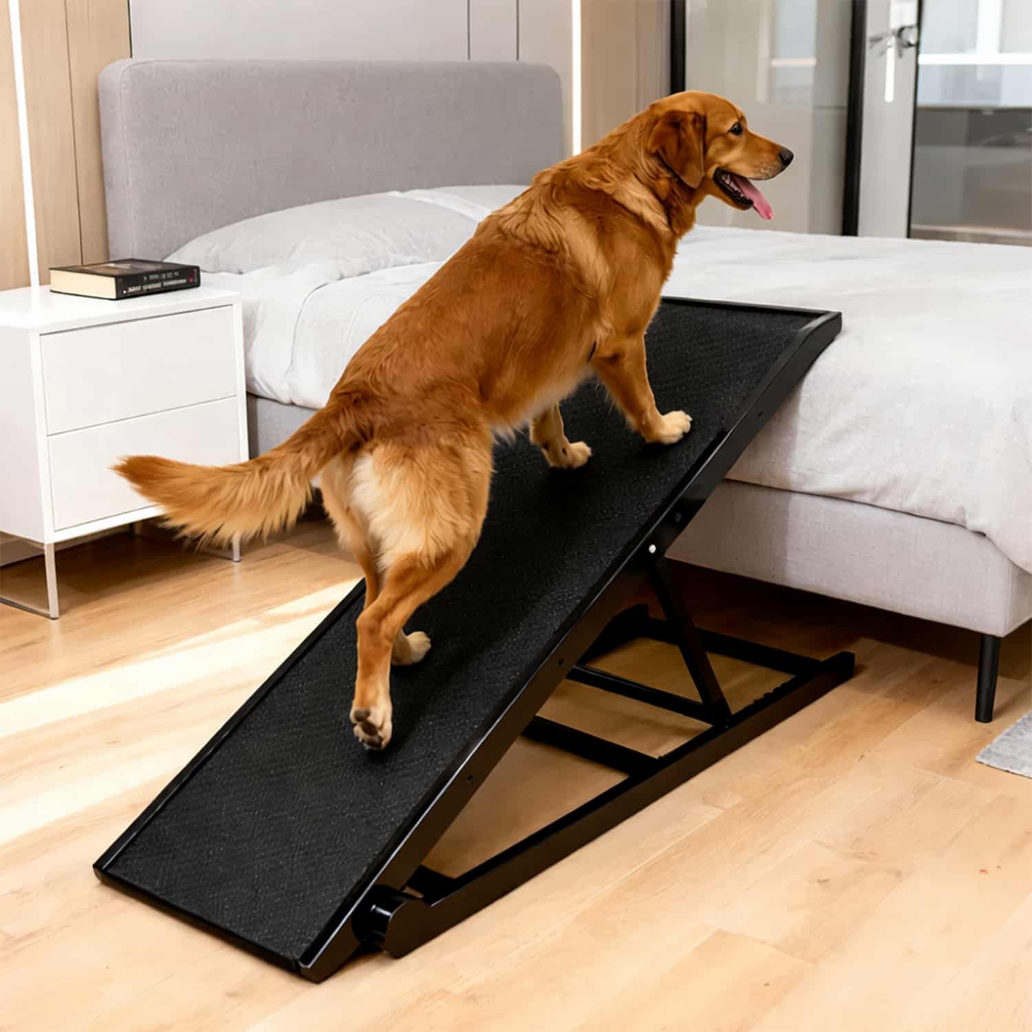 Adjustable folding dog ramp with 6 height settings and anti-slip rubber surface