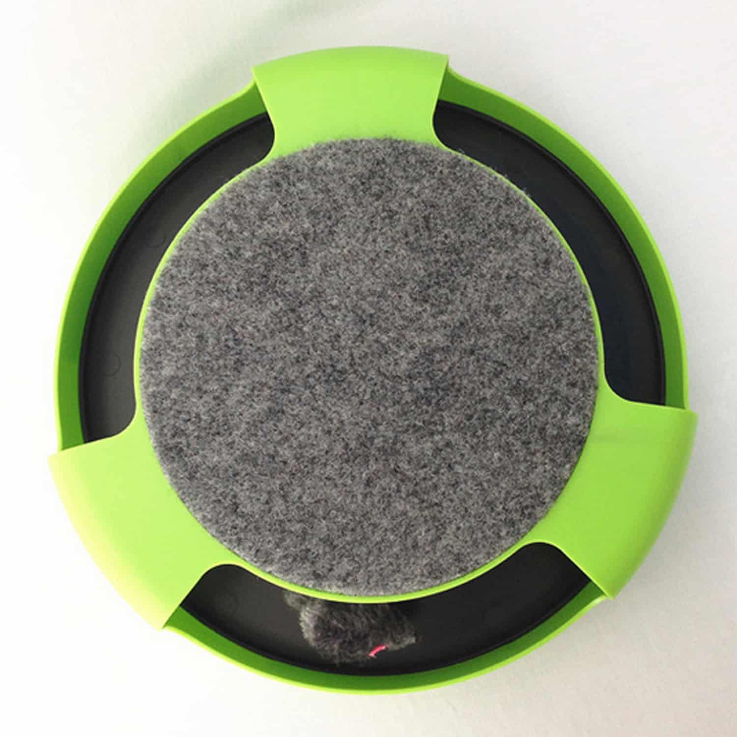 2-in-1 spinning mouse cat toy with paw-activated 360-degree spin track and heavy-duty felt scratch pad on top, anti-slip base, no batteries required